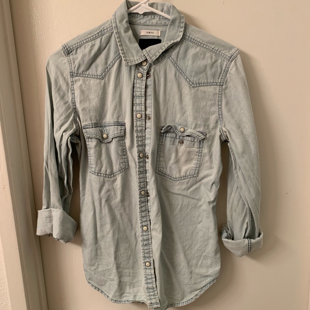 American Eagle Chambray